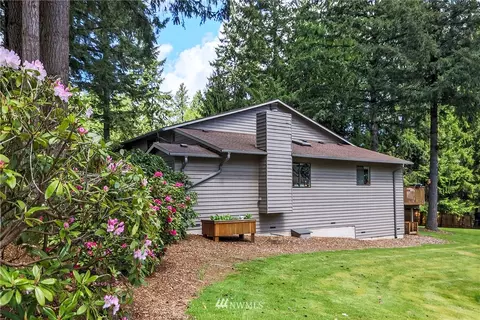 17213 Gravenstein Rd, Bothell, WA 98012 photo 3