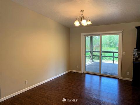 957 Tipsoo Loop N, Rainier, WA 98576 photo 6