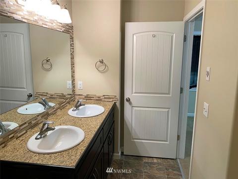 957 Tipsoo Loop N, Rainier, WA 98576 photo 10