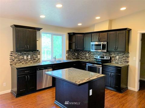 957 Tipsoo Loop N, Rainier, WA 98576 photo 2