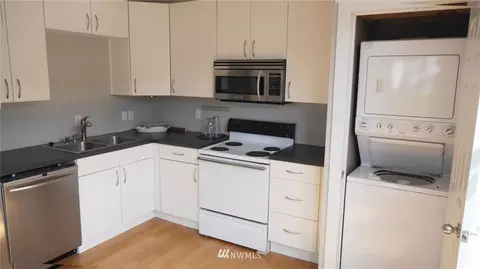 2223 Rucker Ave, Everett, WA 98201 photo 8