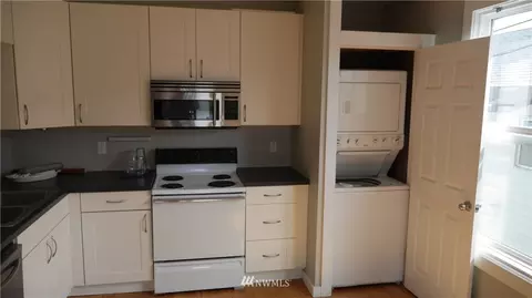 2223 Rucker Ave, Everett, WA 98201 photo 9