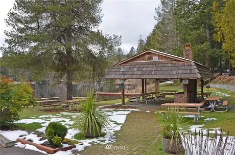 481 E Soderberg, Allyn, WA 98524 photo 23