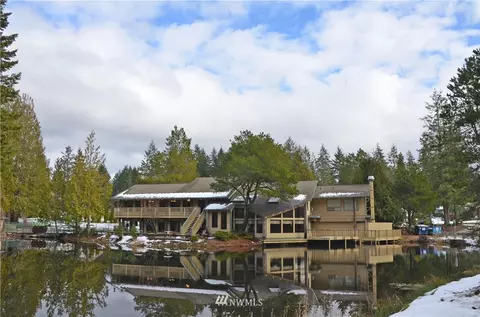 481 E Soderberg, Allyn, WA 98524 photo 20