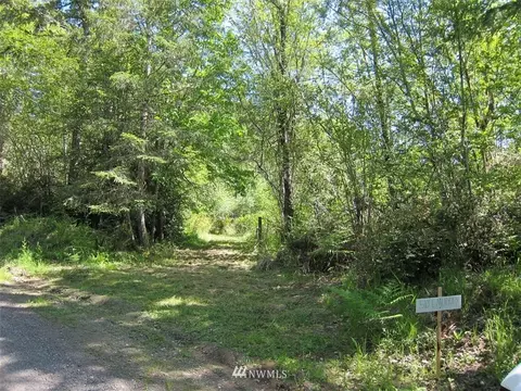 510 E Murray Rd N, Grapeview, WA 98546 photo 2