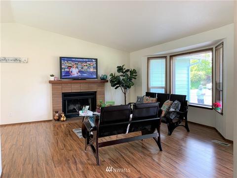 12 E Marilyn Ave, Everett, WA 98208 photo 4