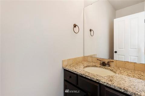 721 182nd St E, Spanaway, WA 98387 photo 5