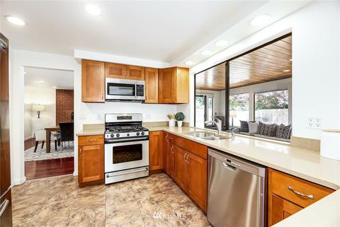 18418 94th Ave NE, Bothell, WA 98011 photo 6