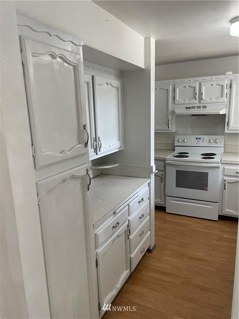 10018 NE 202nd St, Bothell, WA 98011 photo 6