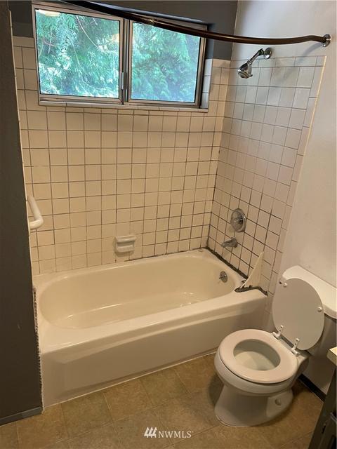 10018 NE 202nd St, Bothell, WA 98011 photo 16