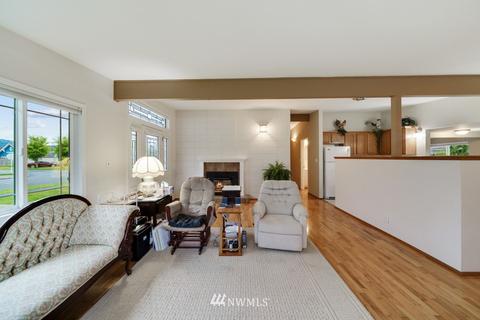 1260 Lafromboise St, Enumclaw, WA 98022 photo 4