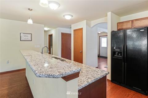 407 Raintree Loop Ct SE, Rainier, WA 98576 photo 8
