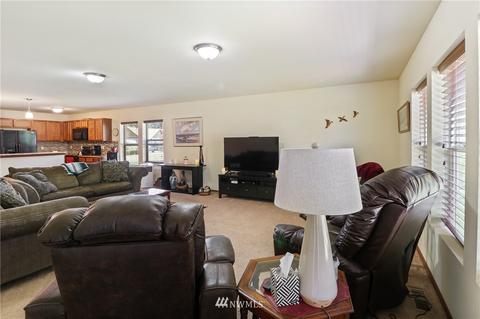 407 Raintree Loop Ct SE, Rainier, WA 98576 photo 11