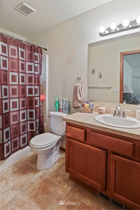 407 Raintree Loop Ct SE, Rainier, WA 98576 photo 24