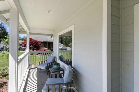 407 Raintree Loop Ct SE, Rainier, WA 98576 photo 4