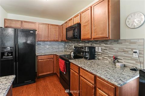 407 Raintree Loop Ct SE, Rainier, WA 98576 photo 10