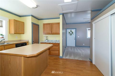 104 E Third Ave, Kittitas, WA 98934 photo 3