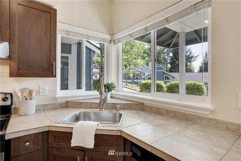 12006 NE 204th Pl #B102, Bothell, WA 98021 photo 11