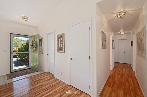 12218 NE 169th St, Bothell, WA 98011 photo 3