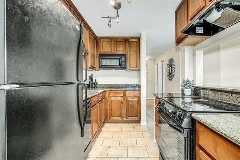 20324 Bothell Everett Hwy SE #F203, Bothell, WA 98012 photo 10