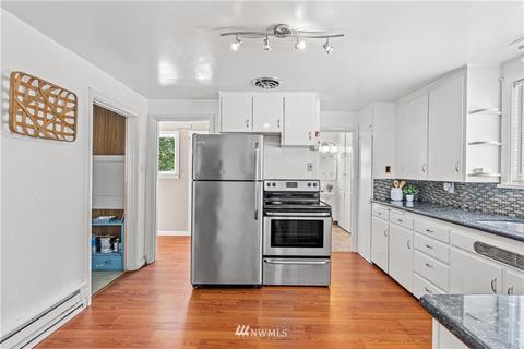 1923 Rockefeller Ave, Everett, WA 98201 photo 10