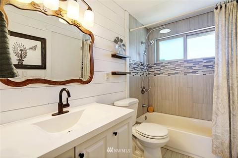 18000 North Rd, Bothell, WA 98012 photo 12