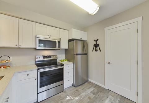 213 5th Ave, Milton, WA 98354 photo 4