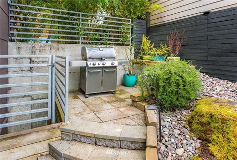 112 26th Ave E, Seattle, WA 98112 photo 31