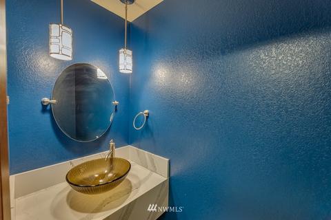 1014 Angle Ln, Everett, WA 98201 photo 28