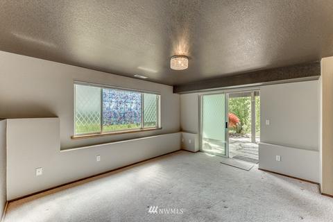 1014 Angle Ln, Everett, WA 98201 photo 30