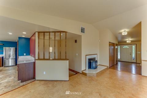1014 Angle Ln, Everett, WA 98201 photo 16