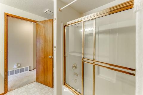 1014 Angle Ln, Everett, WA 98201 photo 33