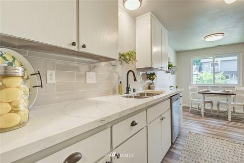 21521 4th Ave W #C24, Bothell, WA 98021 photo 22