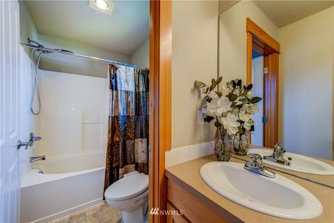 211 185th Pl SW, Bothell, WA 98012 photo 24