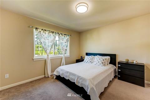 211 185th Pl SW, Bothell, WA 98012 photo 22