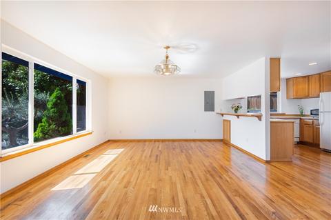 9204 Holly Dr, Everett, WA 98204 photo 8