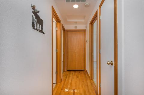 9204 Holly Dr, Everett, WA 98204 photo 15