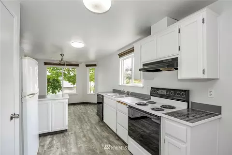 20120 12th Ave E, Spanaway, WA 98387 photo 6
