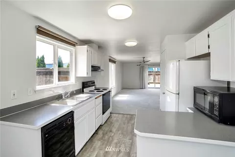 20120 12th Ave E, Spanaway, WA 98387 photo 5