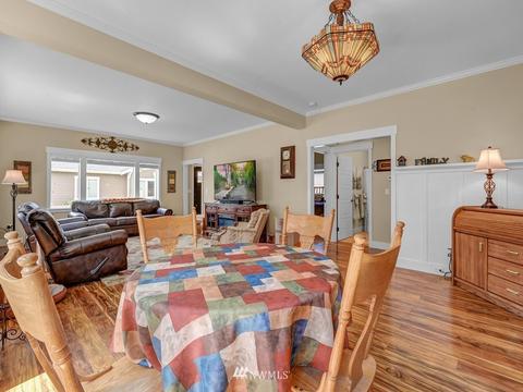 479 Sigrist Dr E, Enumclaw, WA 98022 photo 8