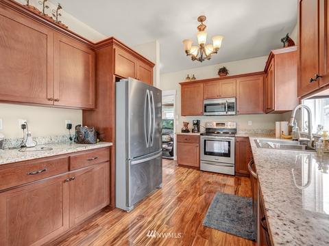 479 Sigrist Dr E, Enumclaw, WA 98022 photo 9
