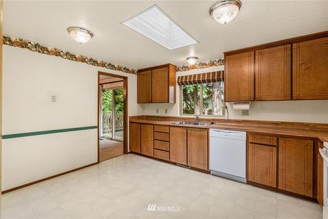 9622 NE 204th Pl, Bothell, WA 98011 photo 8
