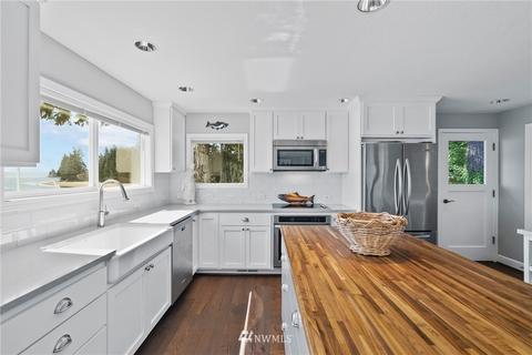 6580 E Grapeview Loop Rd, Allyn, WA 98524 photo 9