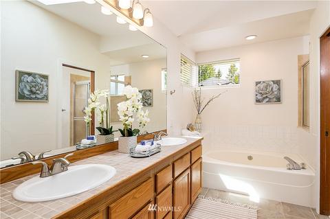 12812 NE 200th Pl, Bothell, WA 98011 photo 21