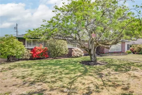 5021 Delaware Ave, Everett, WA 98203 photo 2