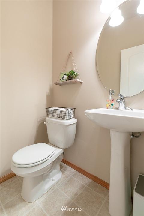 1198 Goldfinch Ave SW, Orting, WA 98360 photo 14