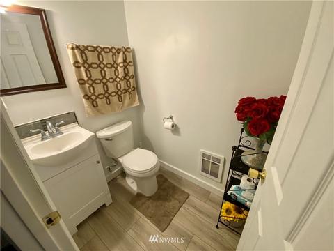 1921 Gault St, Sumner, WA 98390 photo 9