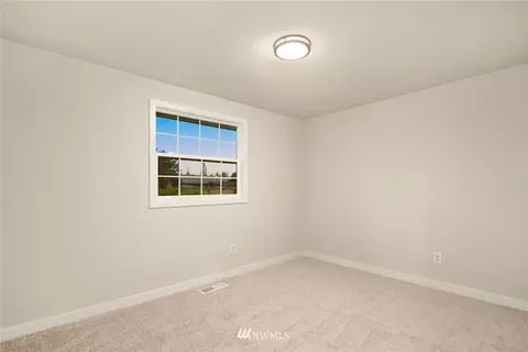 19417 Crescent Dr E, Spanaway, WA 98387 photo 14