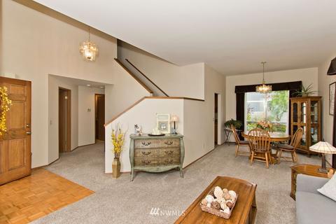 408 Berninger St, Enumclaw, WA 98022 photo 4
