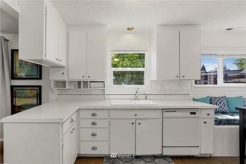 1632 Walnut St, Everett, WA 98201 photo 6